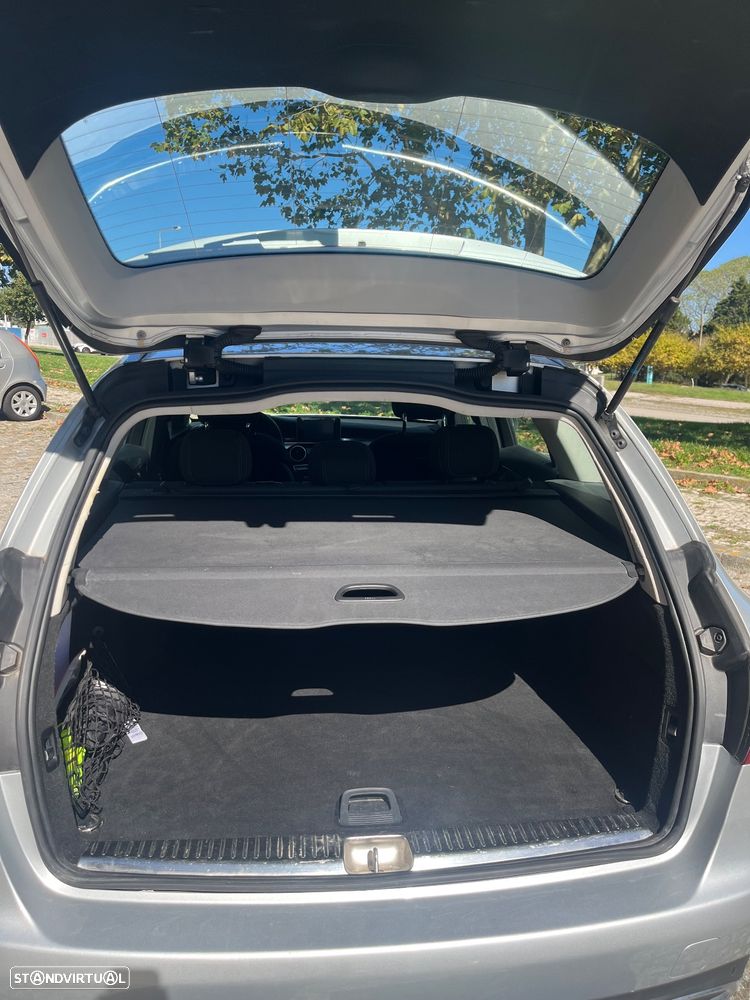 Mercedes-Benz C 200 - 6