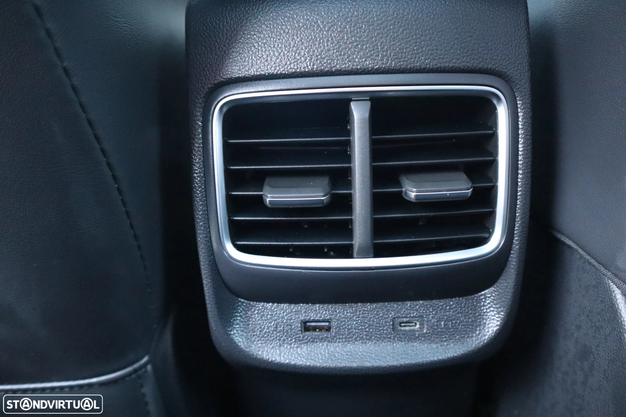 MG ZS EV 72.6 kWh Luxury - 27