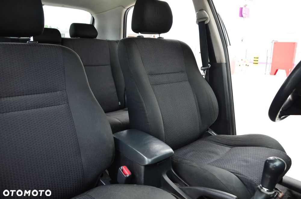 Toyota Corolla 1.6 VVT-i Terra Polaris - 21