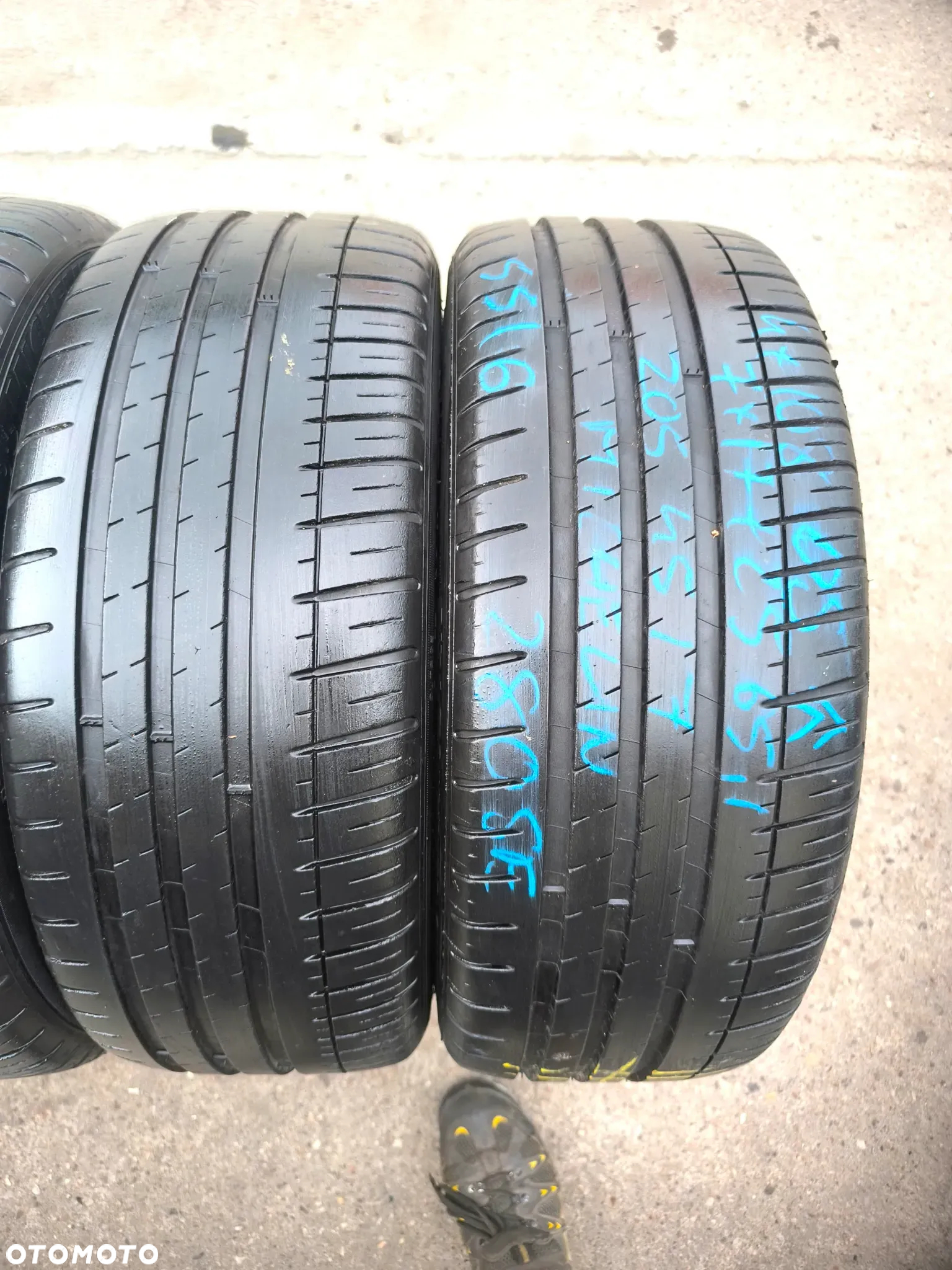 4x108 Felgi Aluminiowe Alufelgi 17 Koła Letnie Lato CITROEN C3 AIRCROSS C3 PICASSO C3 PLURIEL DS3 PEUGEOT 208 207 301 6mm Legnica ALU-RAD 205/45 - 19
