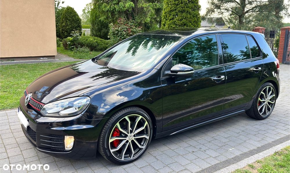 Volkswagen Golf VI 2.0 TSI GTI - 9