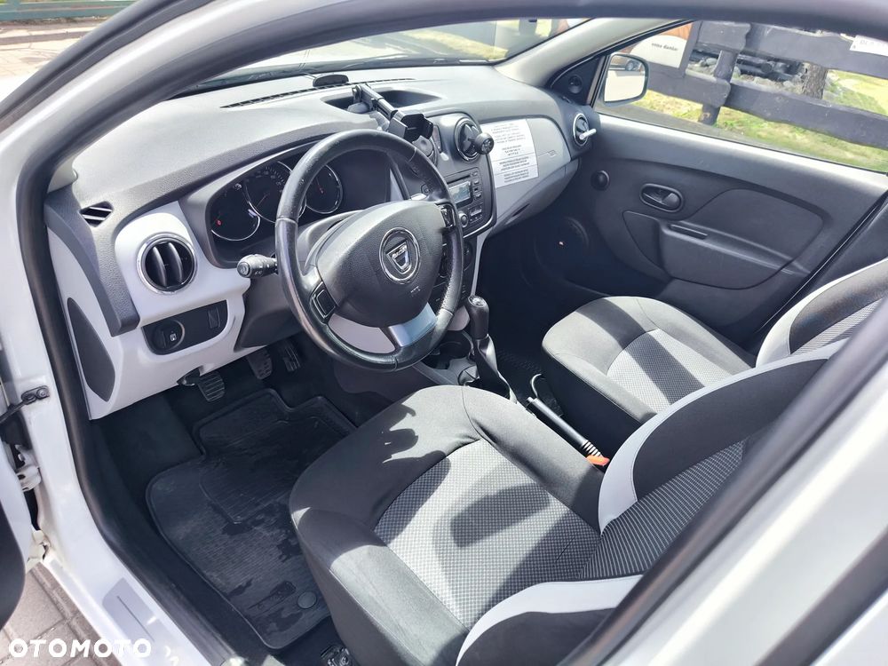 Dacia Logan 1.2 16V Ambiance - 8