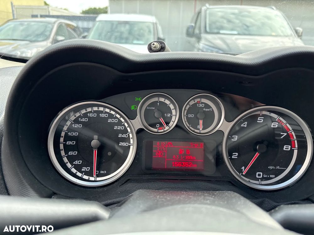 Alfa Romeo Mito 1.4 8V Junior - 9