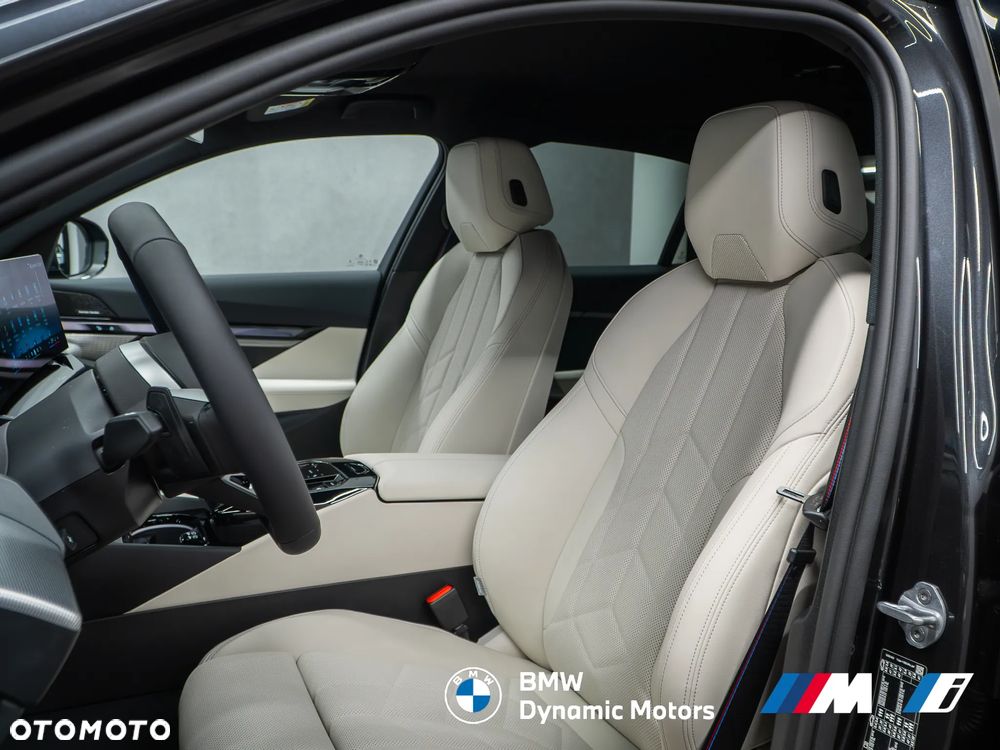 BMW Seria 5 530e xDrive - 15