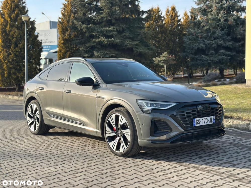 Audi Q8 Sportback e-tron