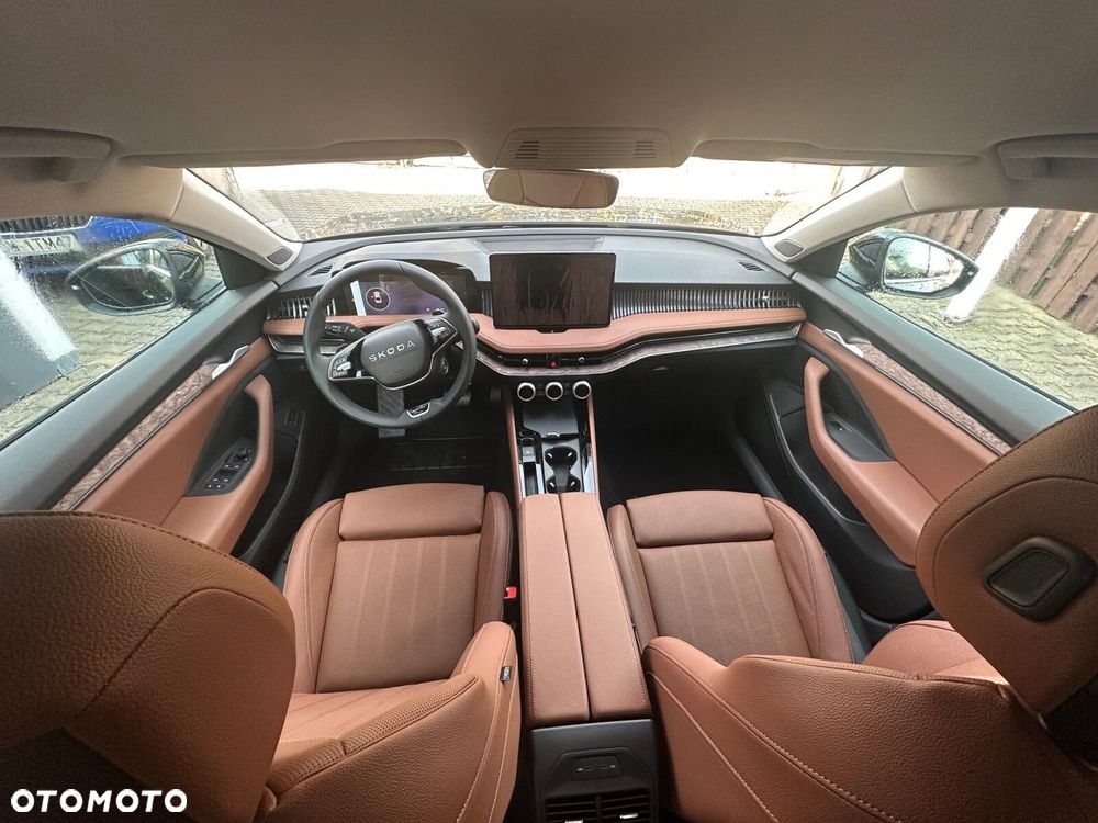 Skoda Superb 2.0 TDI SCR 4x4 L&K DSG - 10