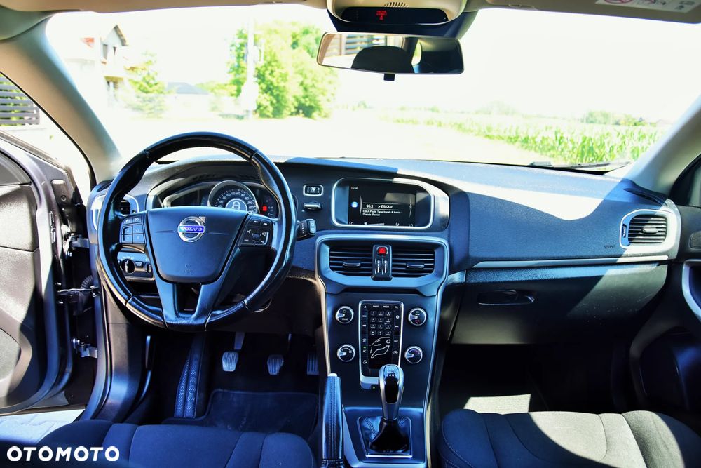 Volvo V40 D2 Momentum - 15