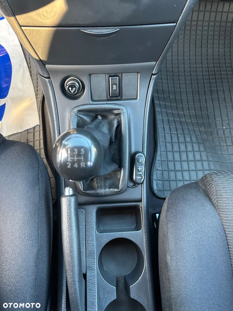 Toyota Corolla - 19