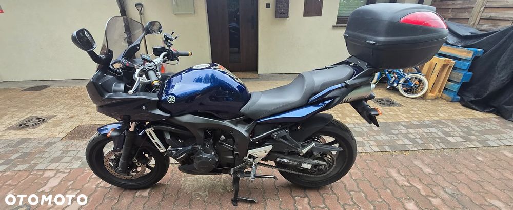 Yamaha FZ6 - 1