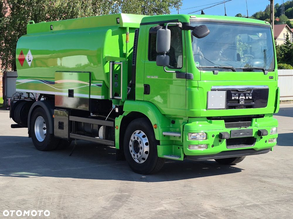MAN AUTOCYSTERNA MAN TGM18250 - 5