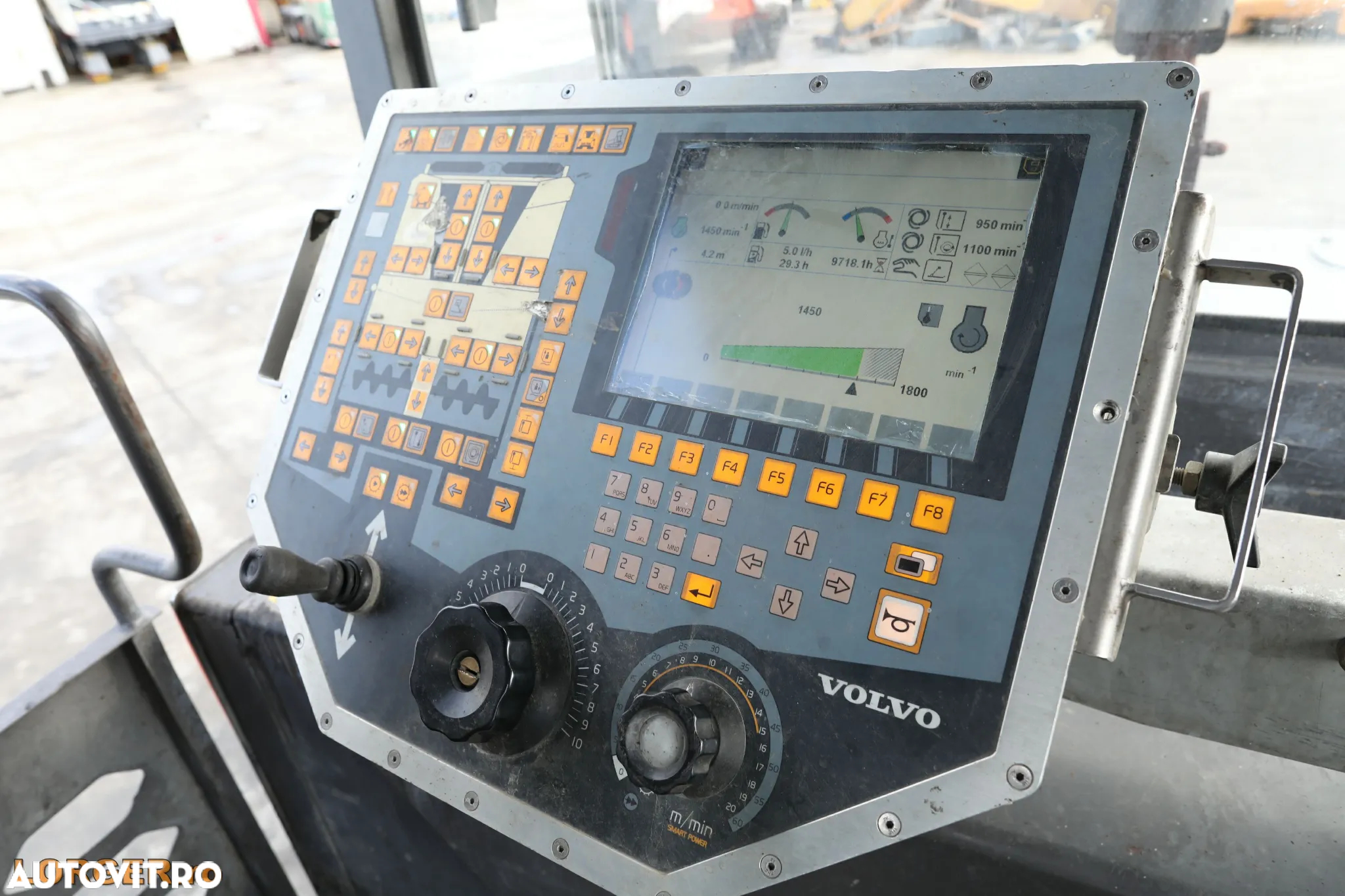Volvo P7820C ABG - 12