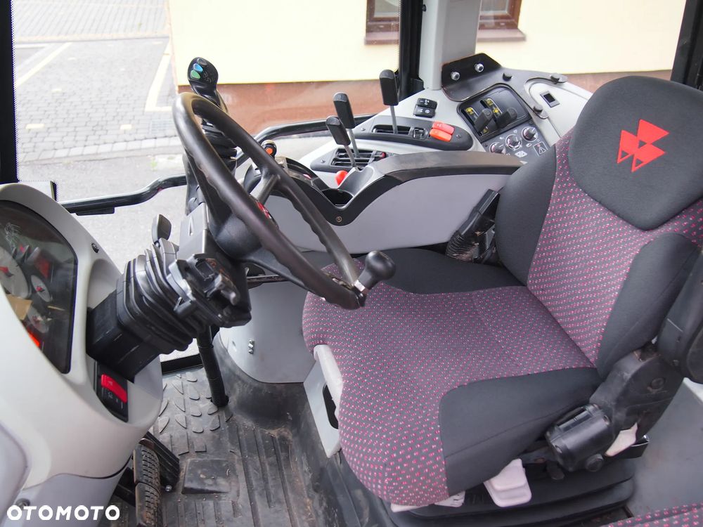 Massey Ferguson 6455 Dyna6 - 11