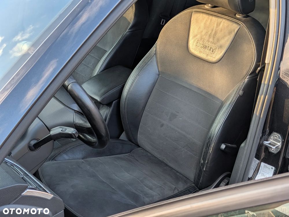 Skoda Octavia Scout 2.0 TDI 4x4 DSG - 19