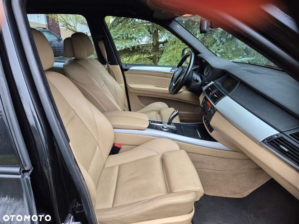 BMW X5 xDrive35d - 10