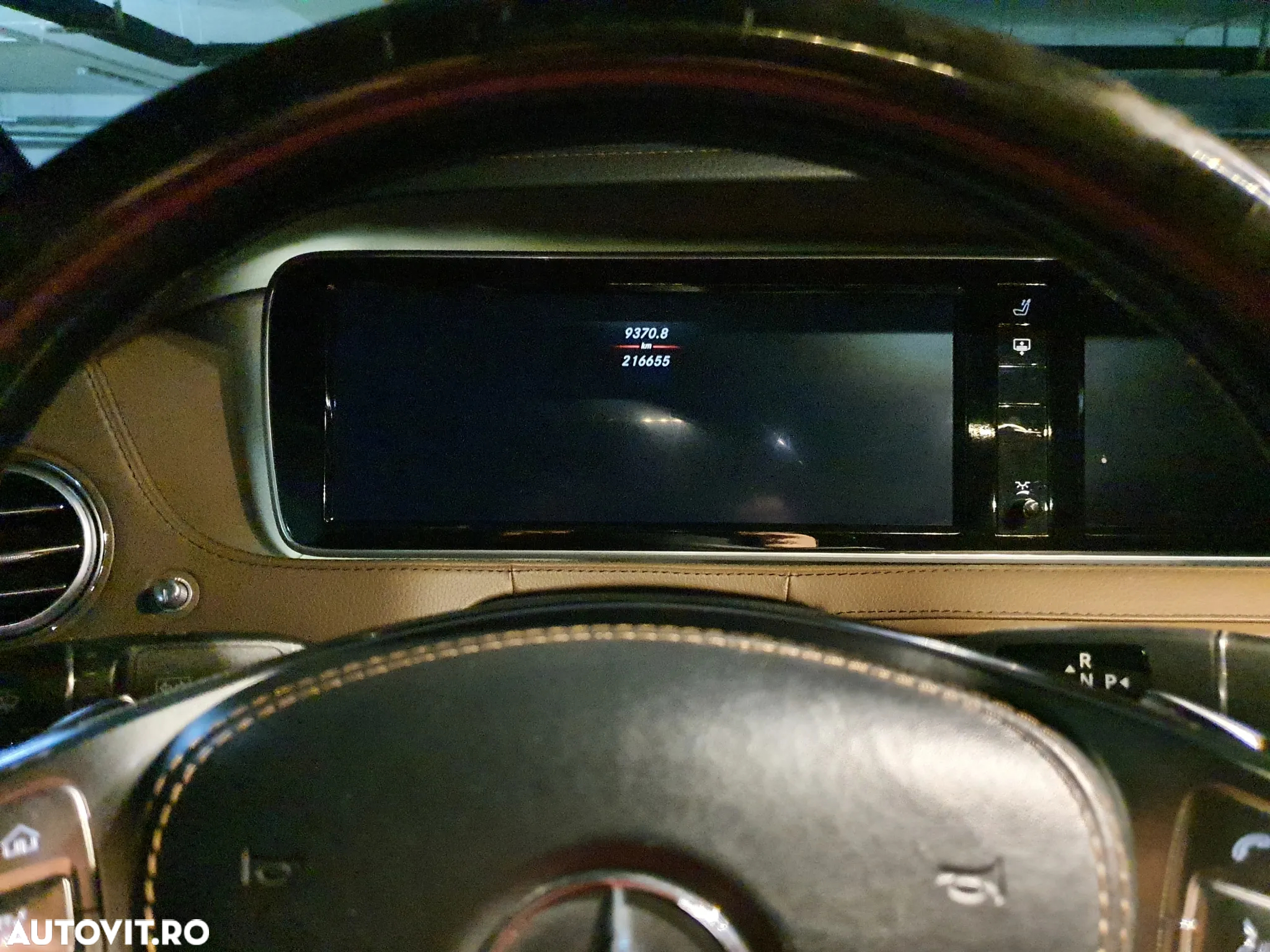Mercedes-Benz S 350 d 4MATIC BlueTEC Aut - 32