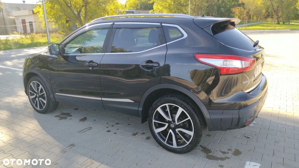 Nissan Qashqai 1.6 dCi Xtronic TEKNA+ - 19