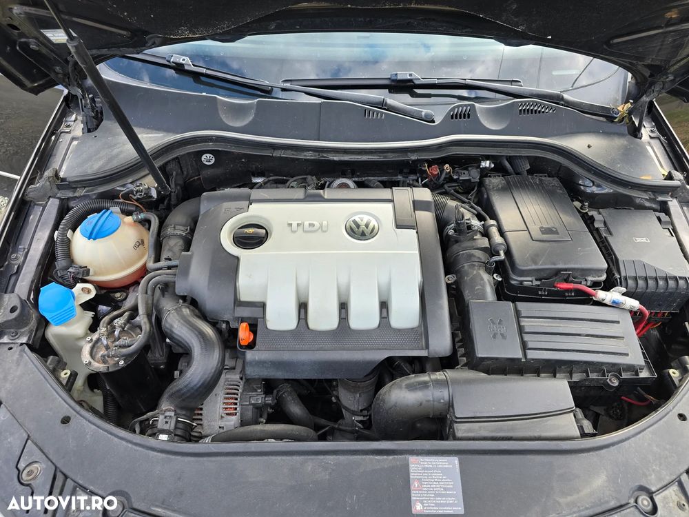 Volkswagen Passat 1.9 TDI DPF Comfortline - 11
