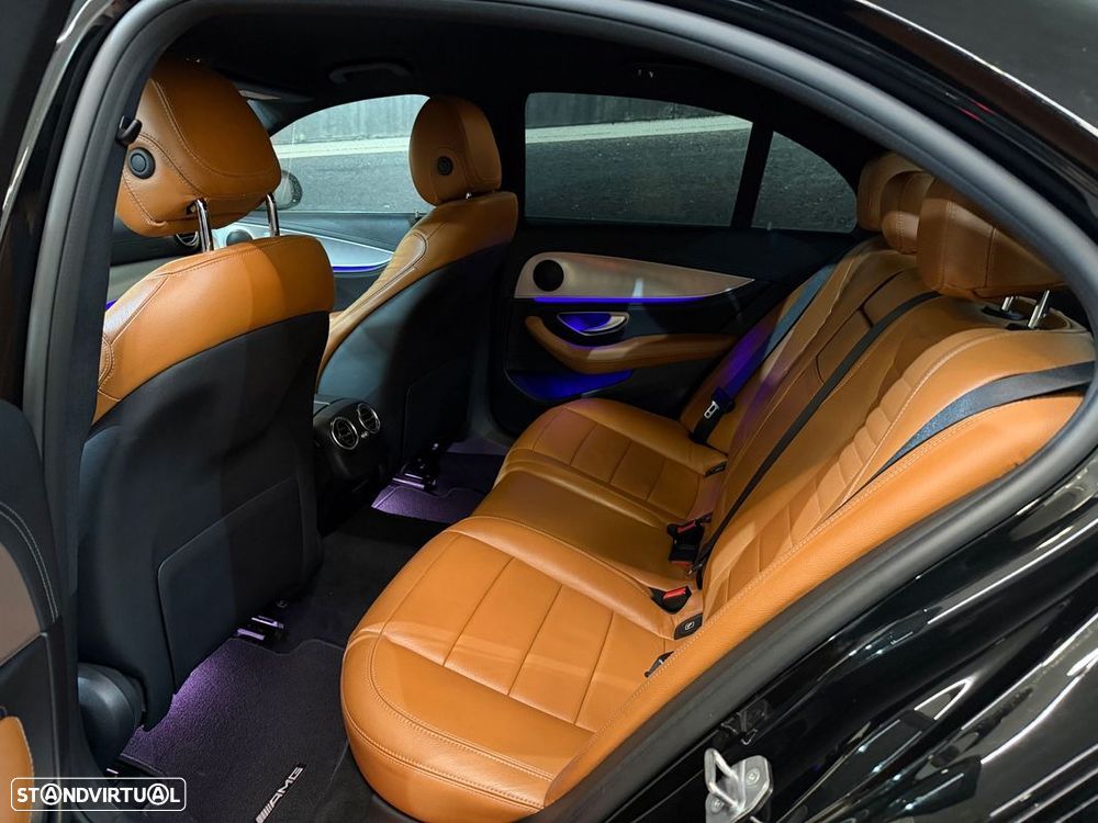 Mercedes-Benz E 350 e AMG - 11