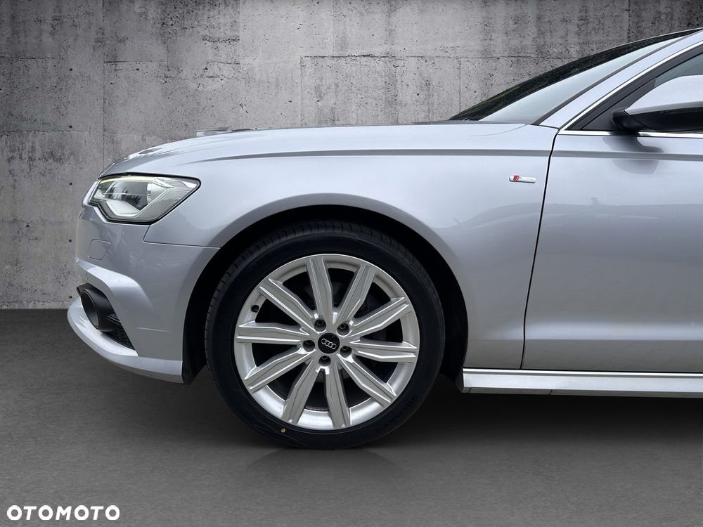 Audi A6 Avant 2.0 TDI Ultra S tronic - 34