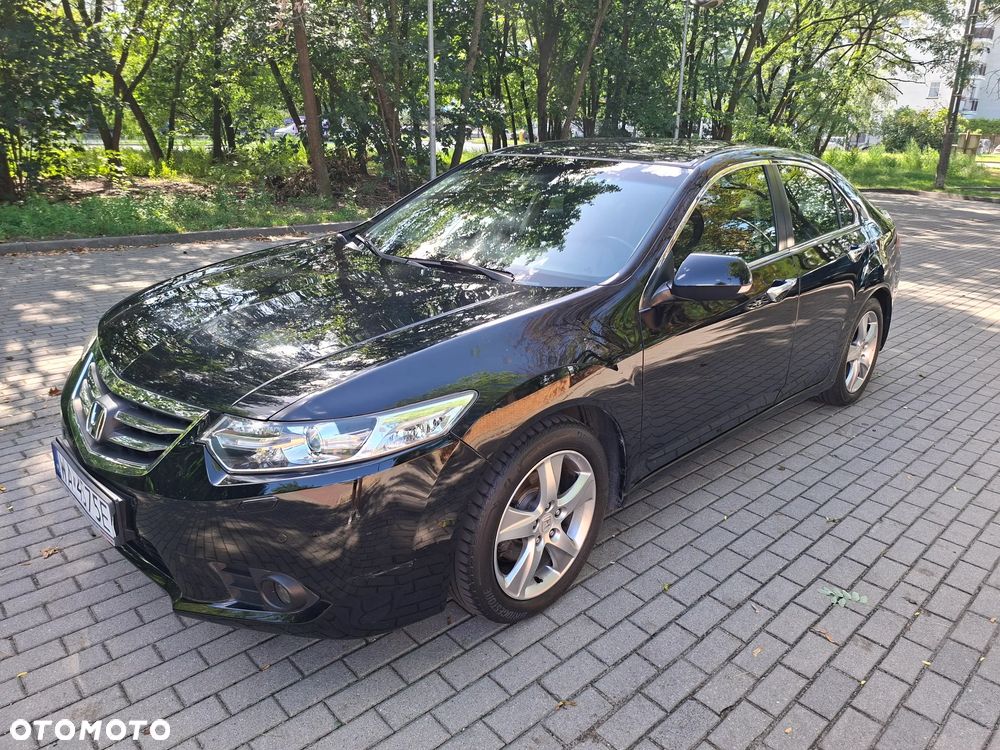 Honda Accord 2.0 Lifestyle - 1