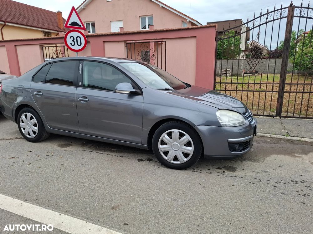 Volkswagen Jetta 1.6 Comfortline - 1