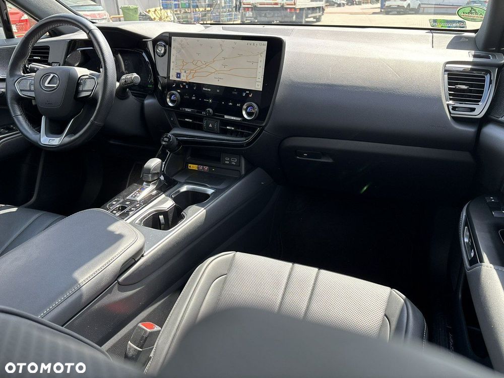 Lexus NX 350h F Sport AWD - 19
