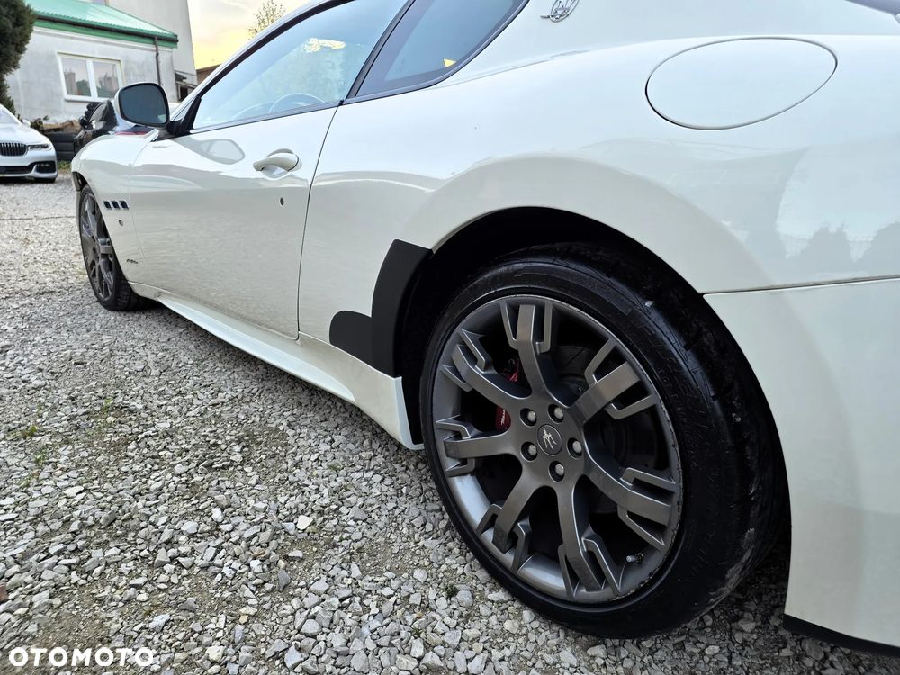 Maserati GranTurismo - 18
