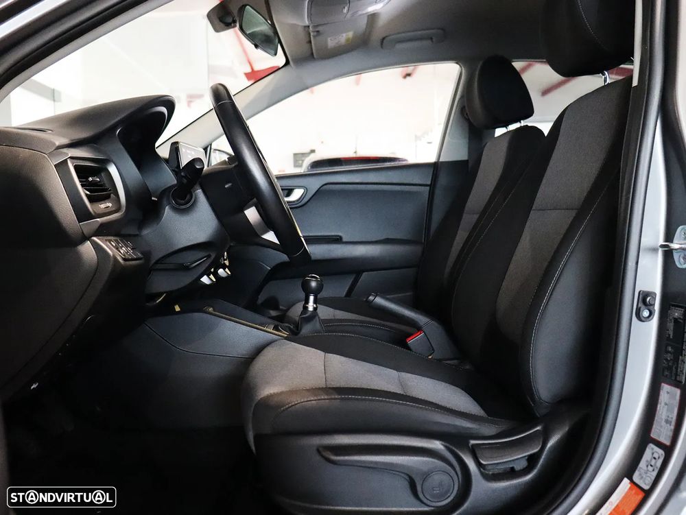 Kia Stonic 1.2 Dynamic - 11