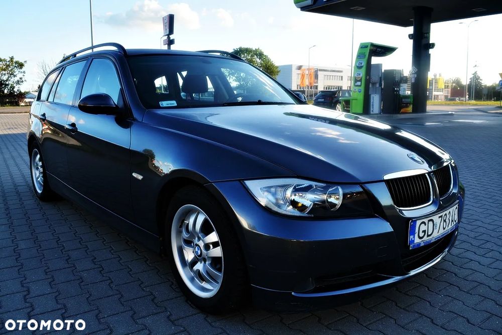 BMW Seria 3 318d - 2