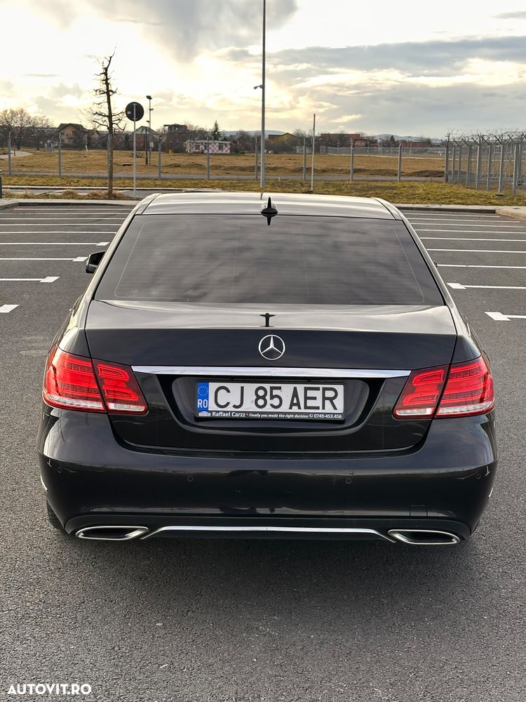 Mercedes-Benz E 200 BlueTEC 7G-TRONIC Elegance - 8