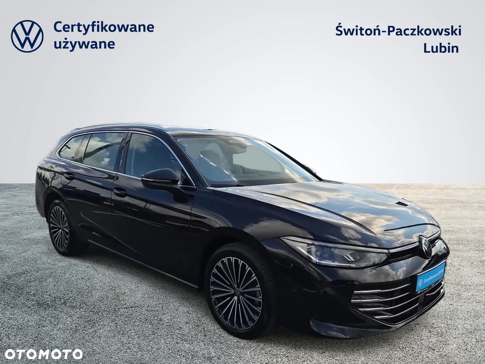 Volkswagen Passat Variant 2.0 TDI SCR Elegance DSG - 10