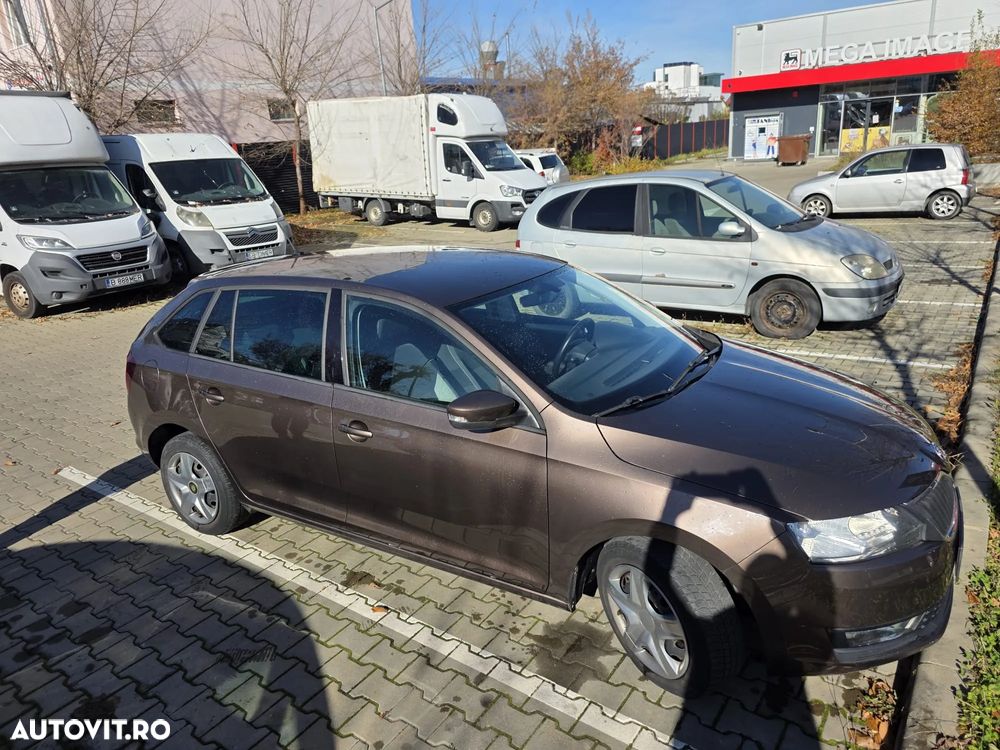 Skoda RAPID Spaceback 1.4 TSI DSG Style - 3