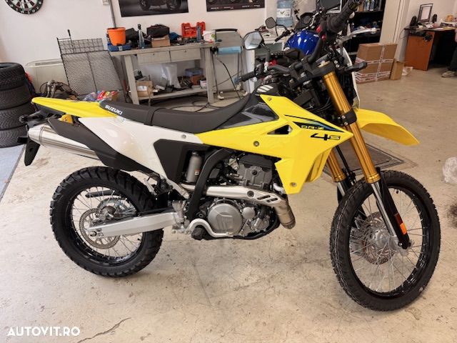 Suzuki DR-Z 400S - 1