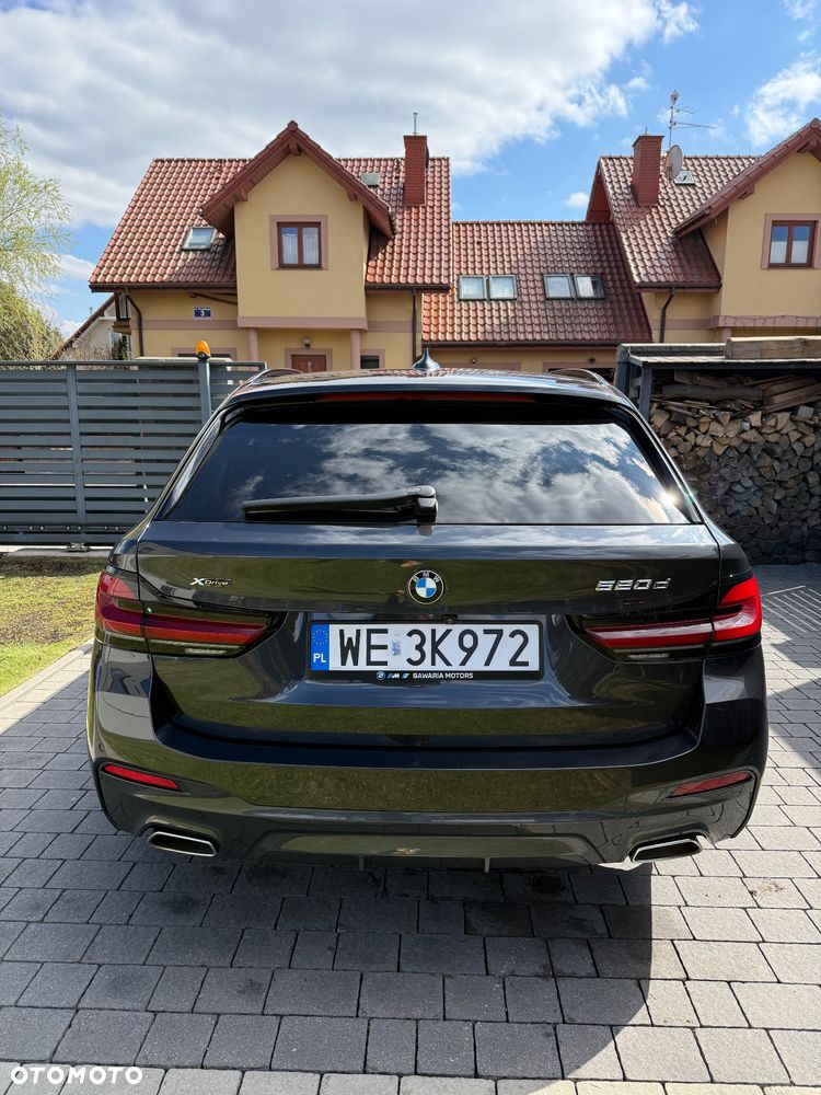 BMW Seria 5 520d xDrive Luxury Line sport - 8