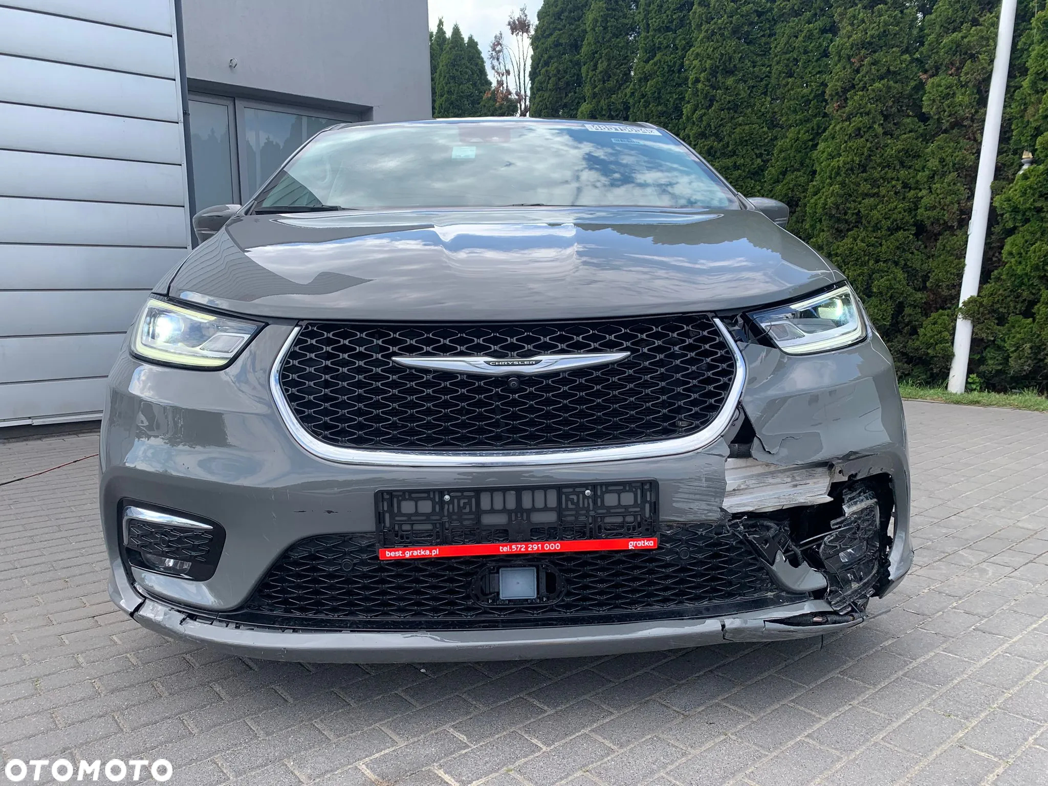 Chrysler Pacifica - 5