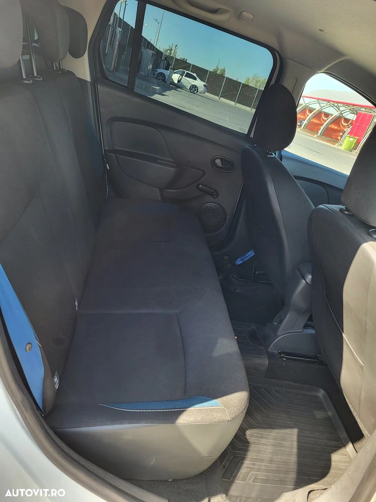 Dacia Logan 0.9 90CP Laureate - 6