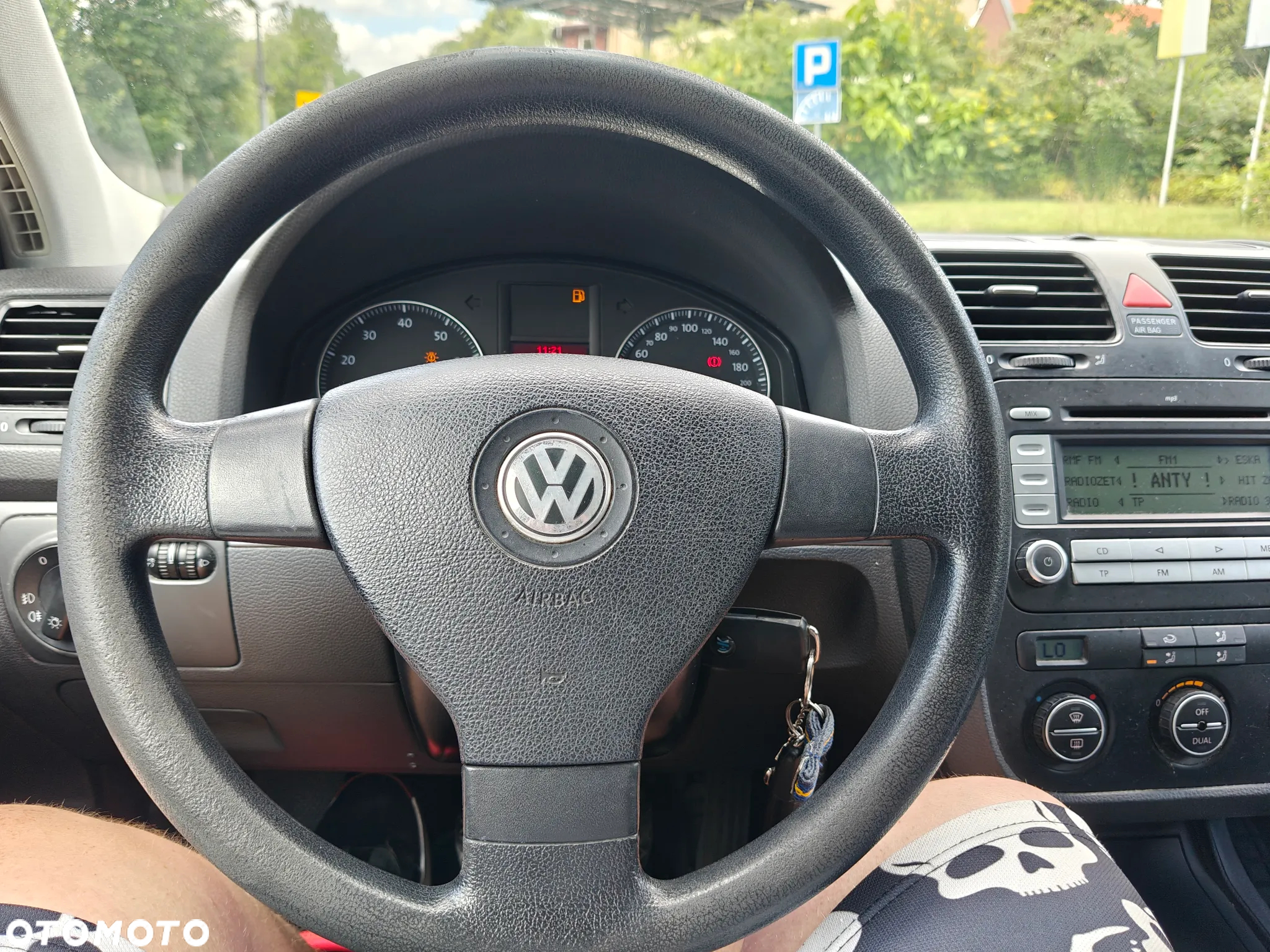 Volkswagen Jetta 1.6 FSI Comfortline - 19