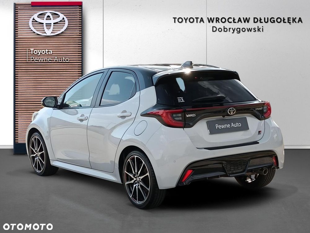 Toyota Yaris - 5