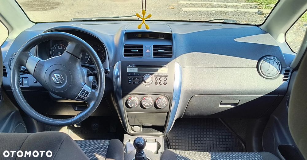 Suzuki SX4 1.6 GLX / Comfort - 10