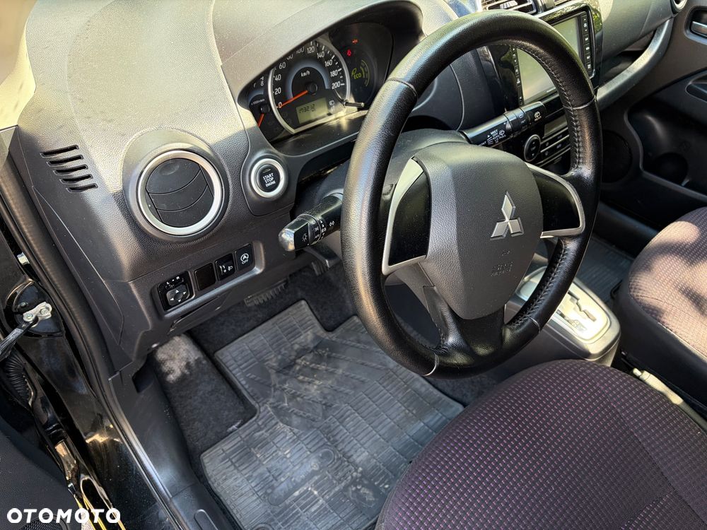 Mitsubishi Space Star 1.2 Invite CVT - 15