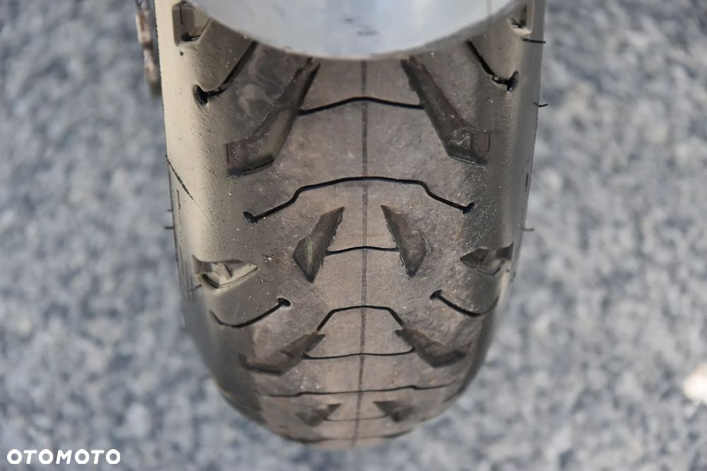 Kawasaki GTR - 10