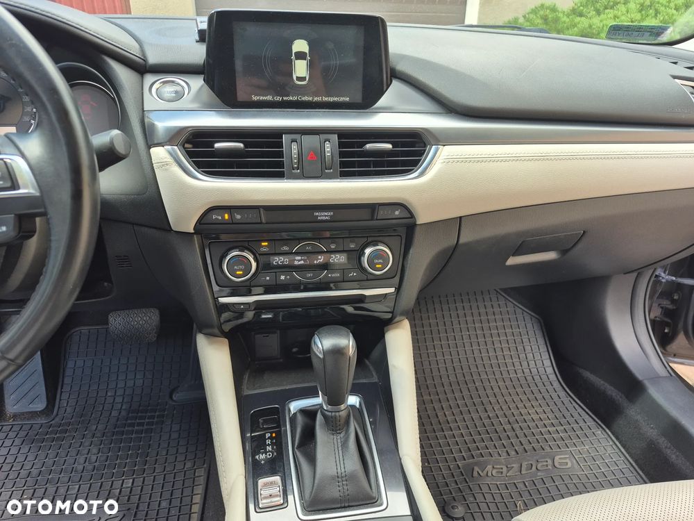 Mazda 6 - 11