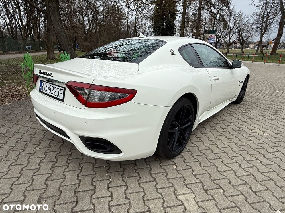 Maserati GranTurismo Sport - 4