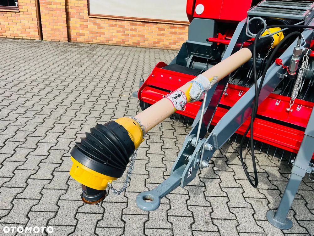 Unia Prasa stałokomorowa walcowo-łańcuchowa DF 120 1,8 VD - 23