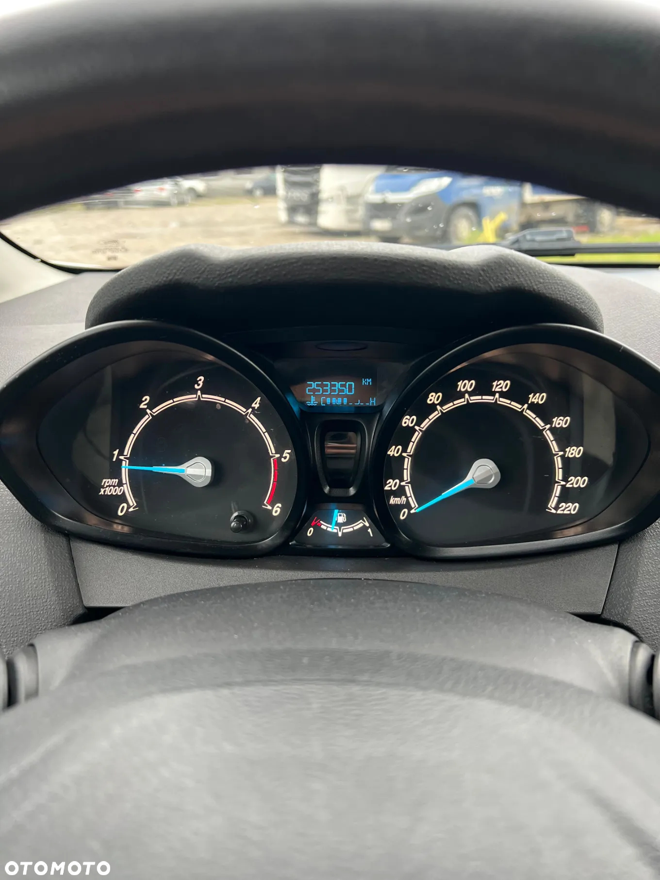 Ford Fiesta - 9