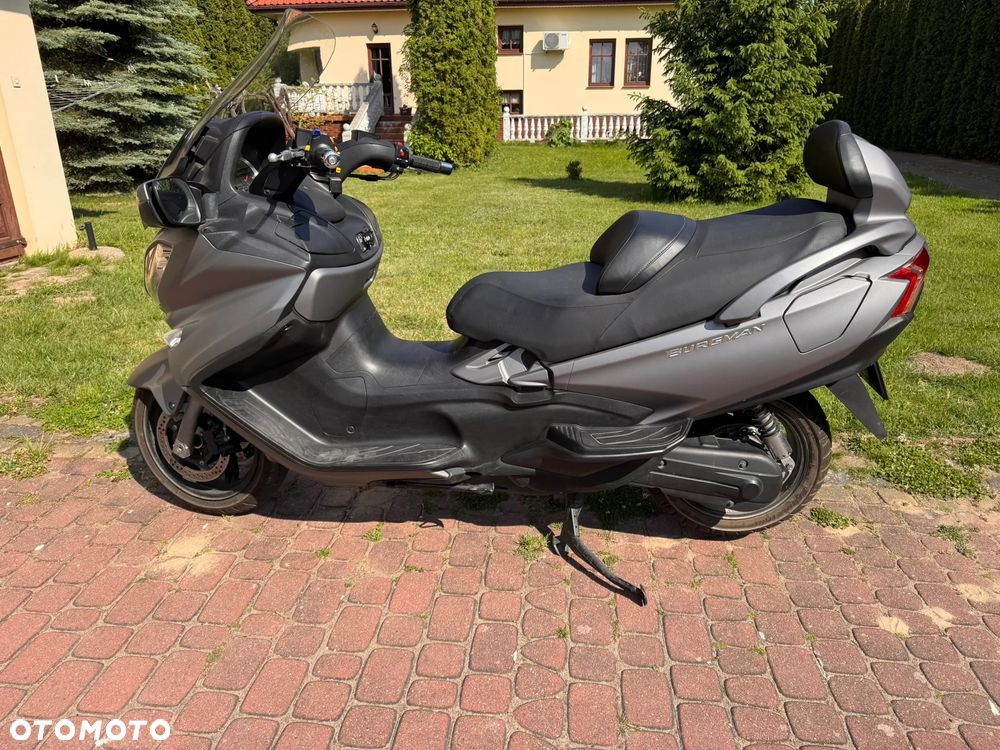 Suzuki Burgman - 3