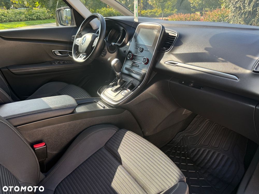 Renault Scenic - 12