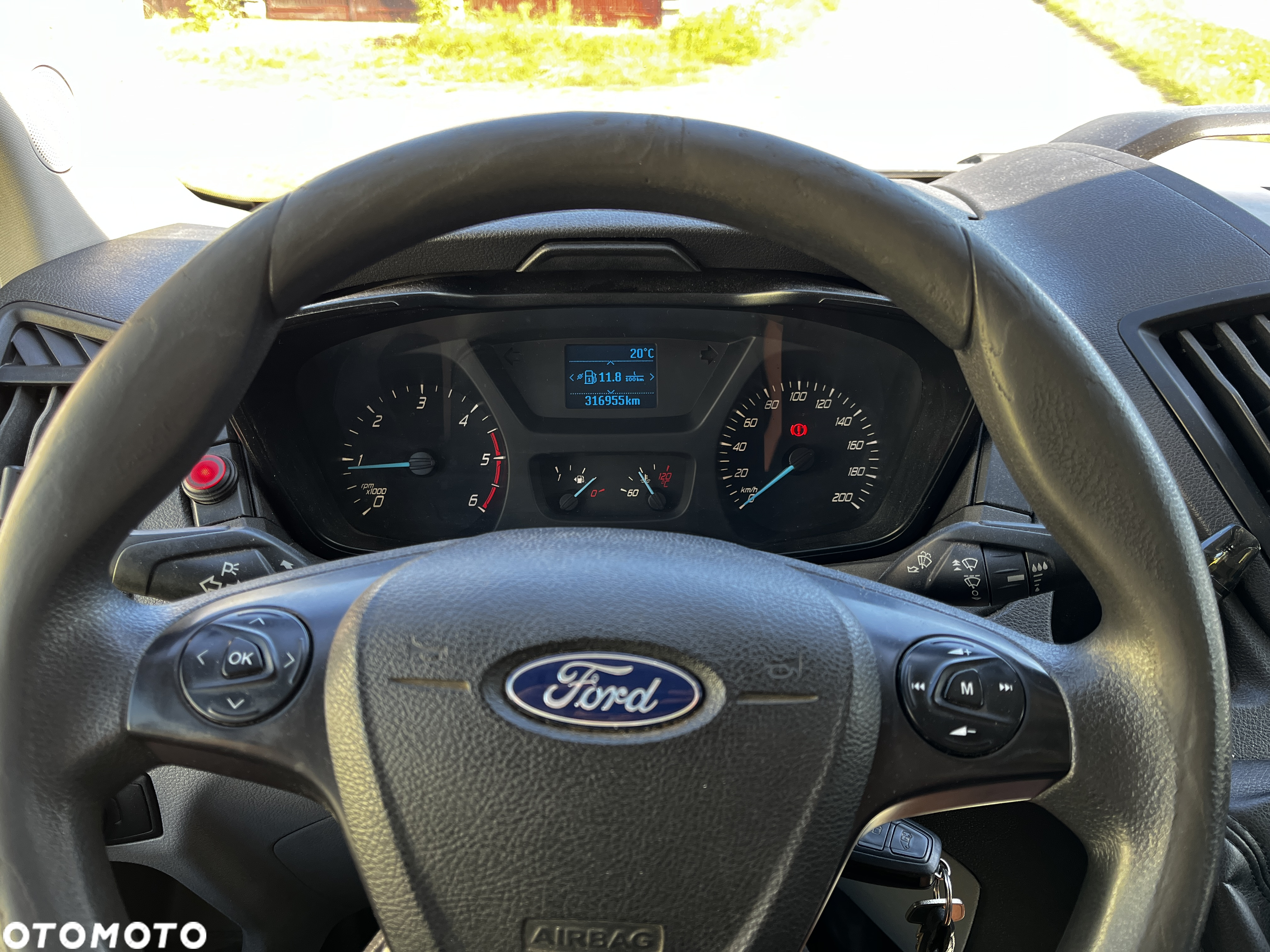 Ford Transit - 9
