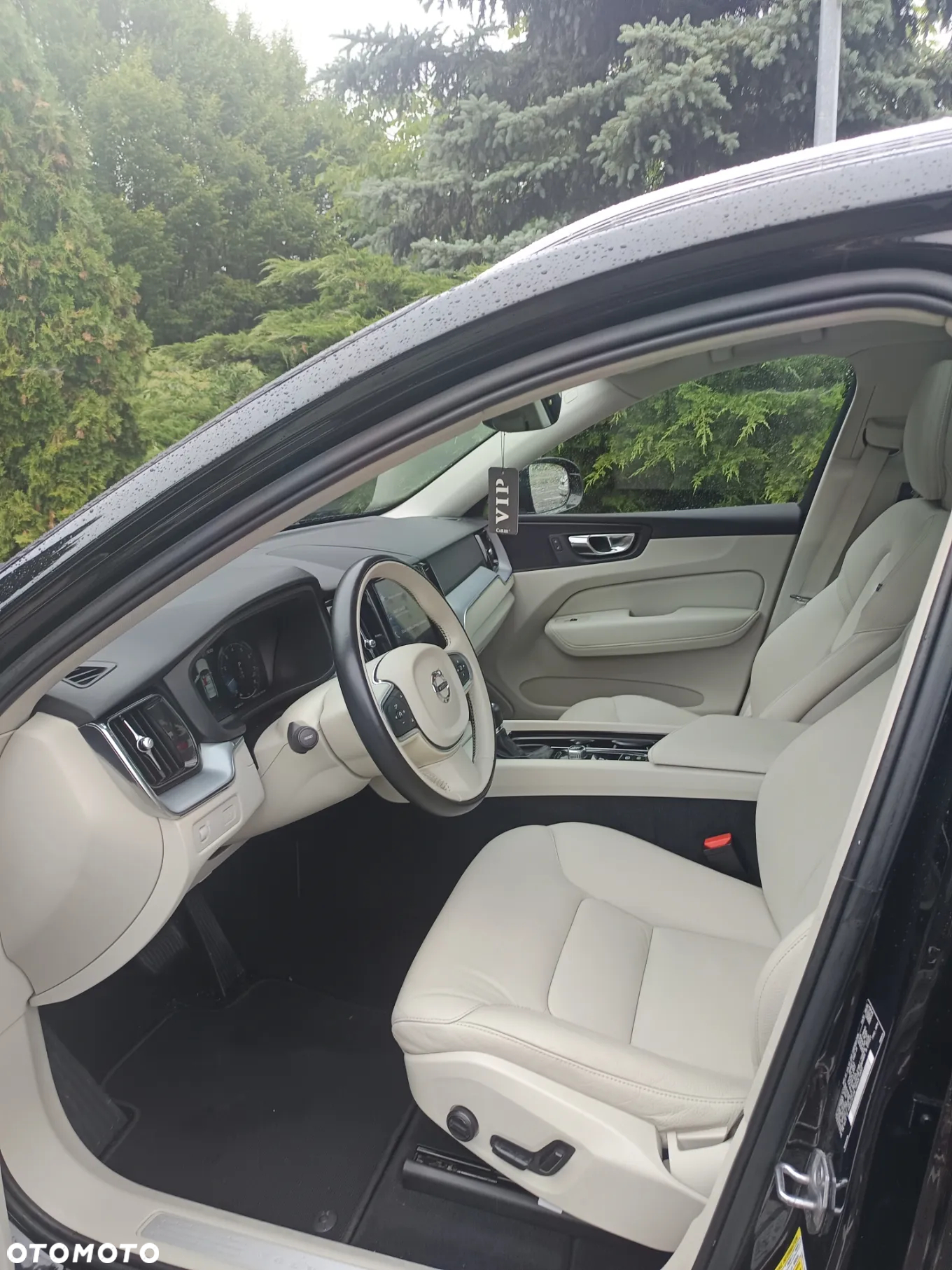 Volvo XC 60 T5 AWD Momentum - 17