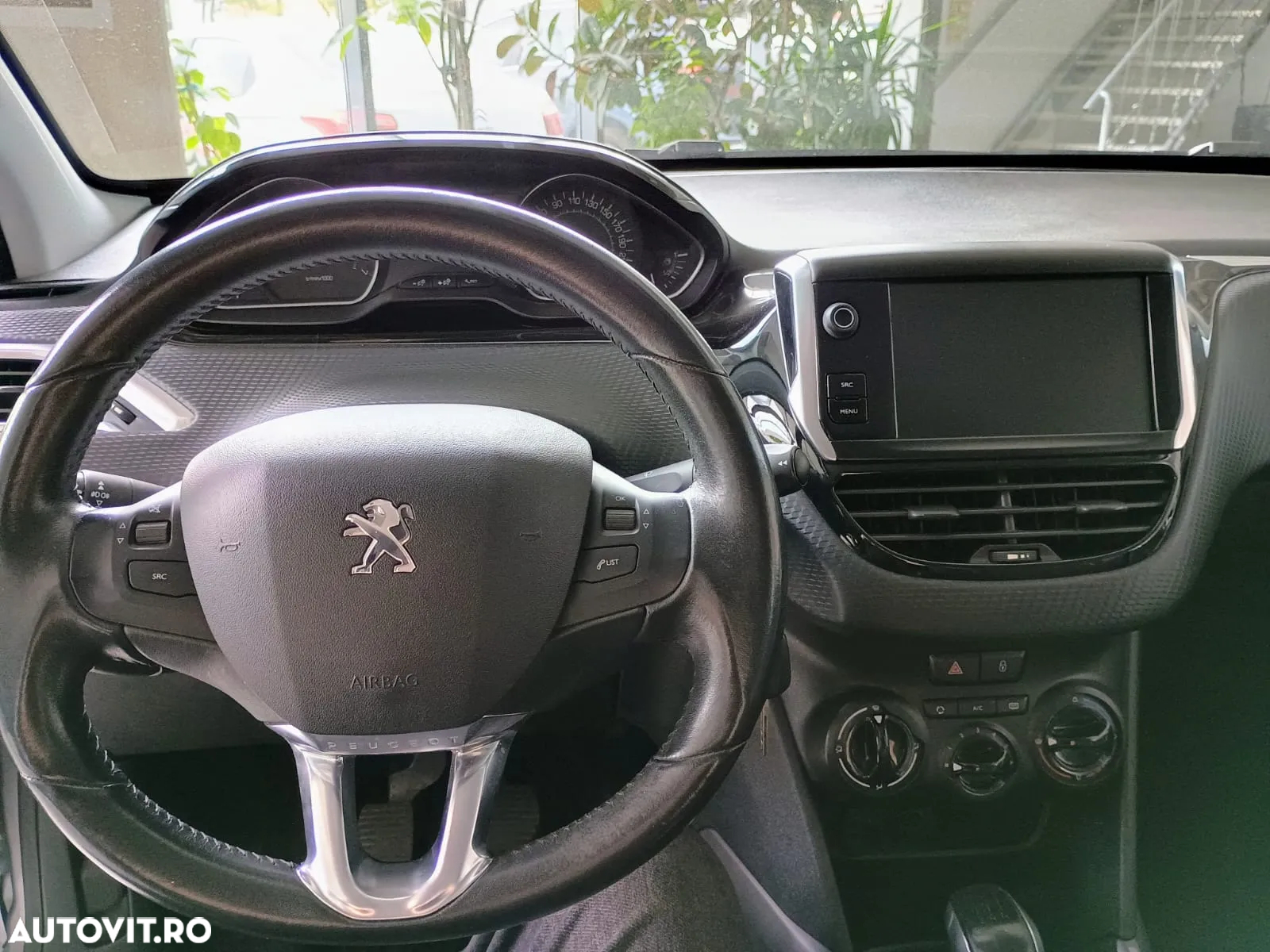 Peugeot 2008 PureTech 110 Style - 12